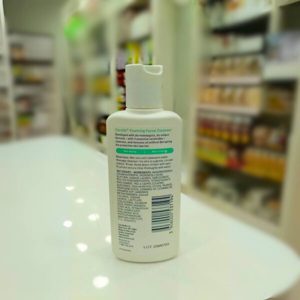 CeraVe Foaming Facial Cleanser for Oily Skin (87 ml)