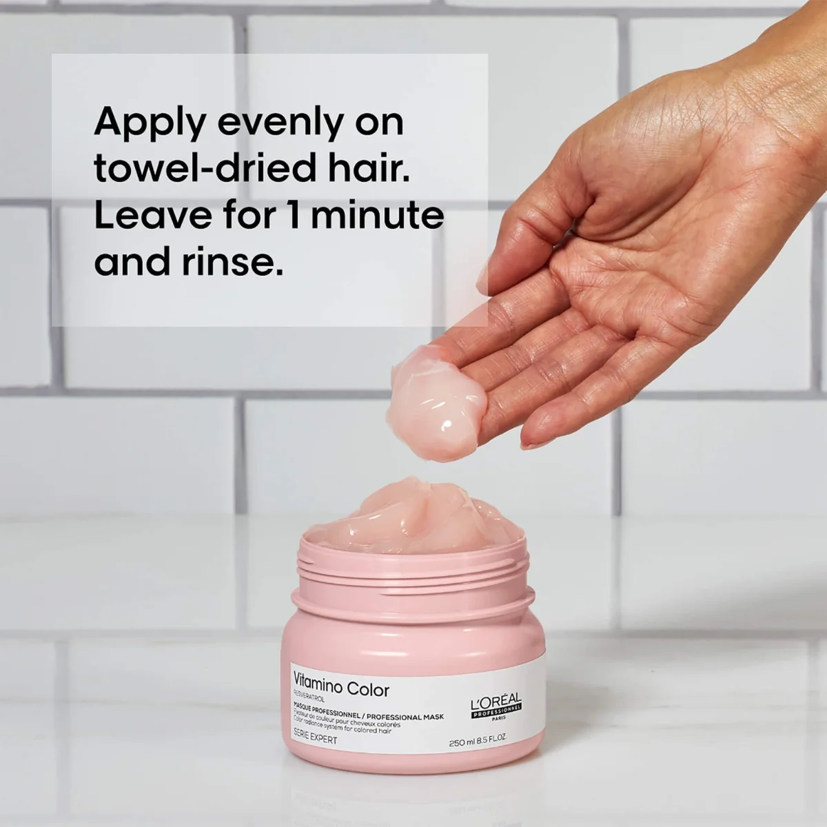 L'Oréal Professionnel Vitamino Color Hair Mask 500ml 3 L'Oréal Professionnel Vitamino Color Hair Mask 500ml